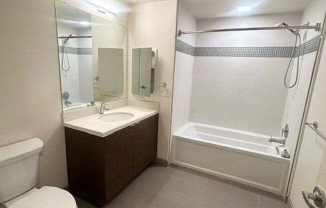 Studio, 1 bath, 554 sqft, $2,695, Unit 105