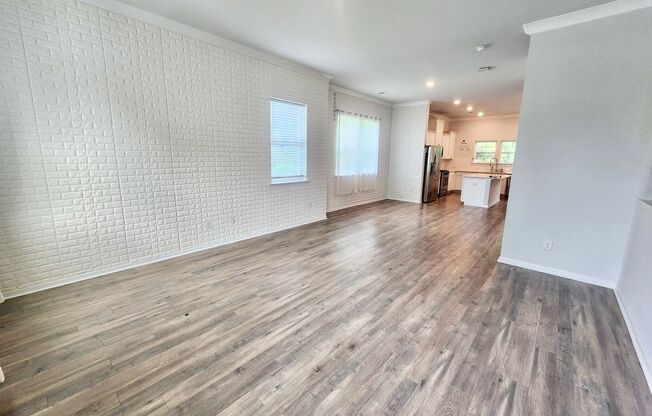 Well maintained end unit townhome in Grand Terrace at Grand Oaks - West Ashley