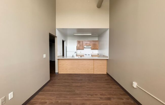 1 bed, 1 bath, 510 sqft, $675, Unit 351