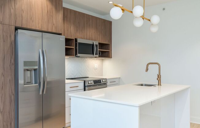 2 beds, 2 baths, 1,022 sqft, $2,795, Unit PH-16