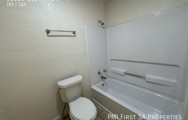 11123 BEL AIR DR