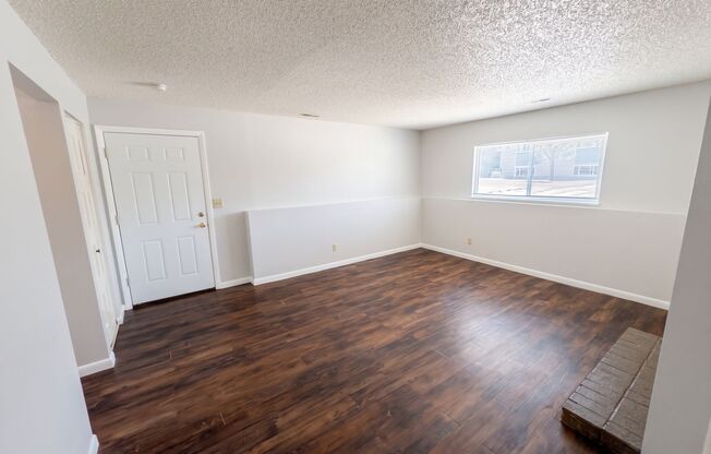 Pikes Peak | Spacious 2 Bedroom Apartments in Colorado Springs!