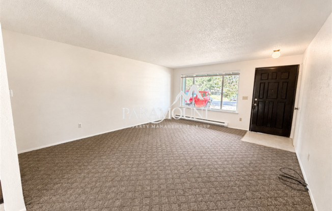 (Application Pending)Charming 2-Bedroom Duplex with Garage!