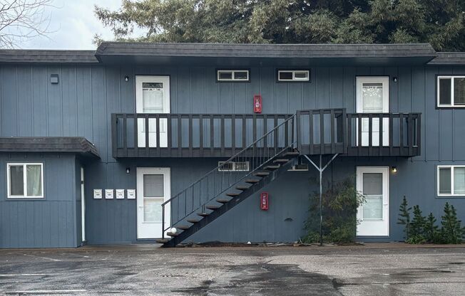 Charming Small Community in Desirable South Salem