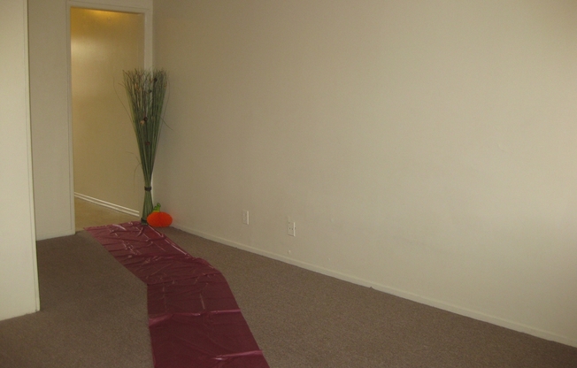 Studio, 1 bath, 425 sqft, $1,595, Unit 104 $499 SECURITY DEPOSIT O.A.C !!! AND SUMMER SPECIAL TO MOVE IN ...ASK ME HOW. CALL ME TO SCHEDULE YOUR VISIT ALBERT 323-809-6765