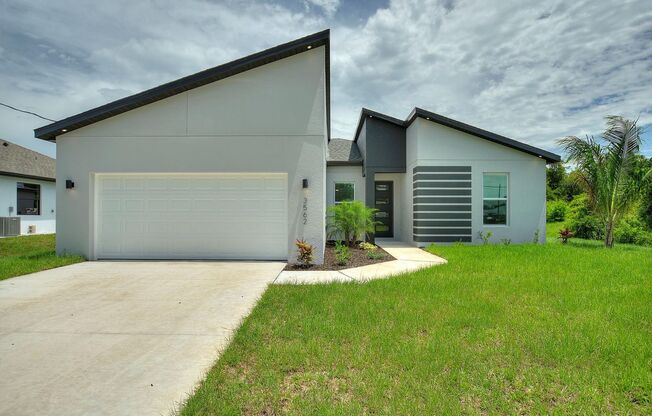 Deposit-Free! Modern, energy efficient home with ALL of the upgrades! North Port, FL