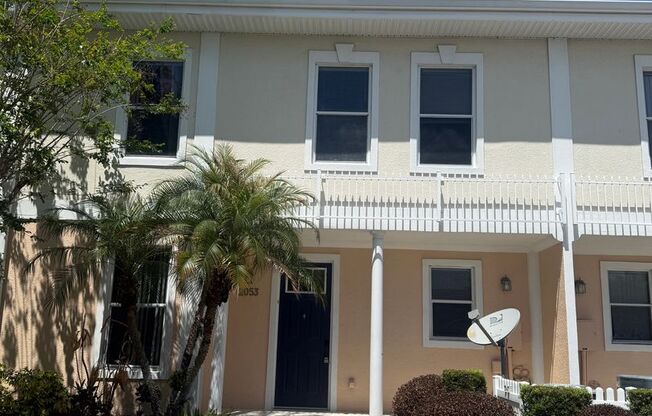 Great location!! PRICE REDUCED Townhome in Heritage Key, Kissimmee