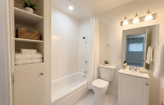 1 bed, 1 bath, 650 sqft, $1,295, Unit 5307-36