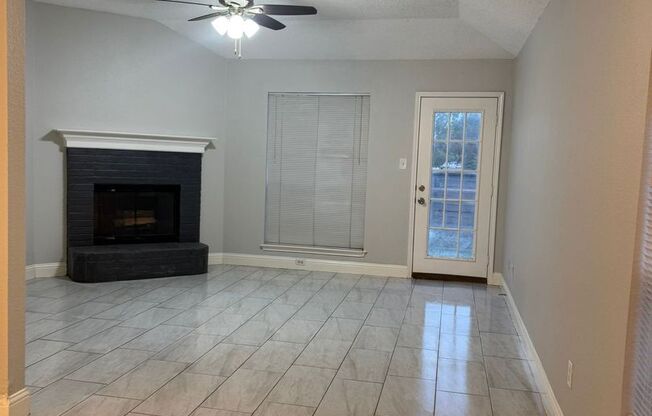 Ready to Move in... Do not miss this house !!!!