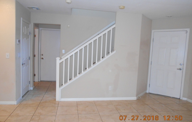 3 beds, 2.5 baths, $1,825