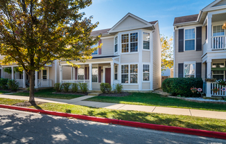 1615 LINDEN PARK LN
