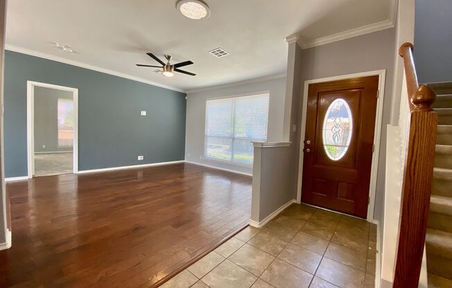 Medical Center/USAA/ UTSA 3 BD/2.5 BA Ready for Move In!