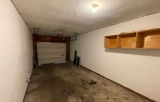 2 beds, 1 bath, $995