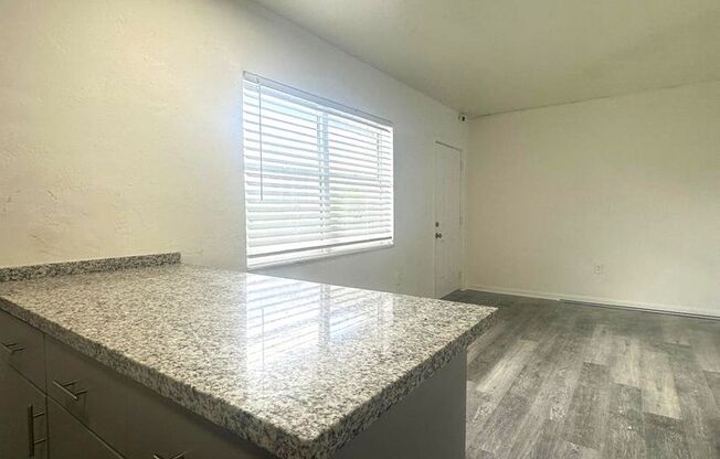 Large 2 Bedroom Next to Jackson Memorial Hospital - Central AC, Onsite Laundry, Onsite Management, Free Direct TV, and Water Included