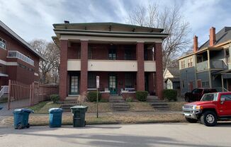 816 Sherman St., Little Rock AR 72202 - Historic District Downtown large 1br apt