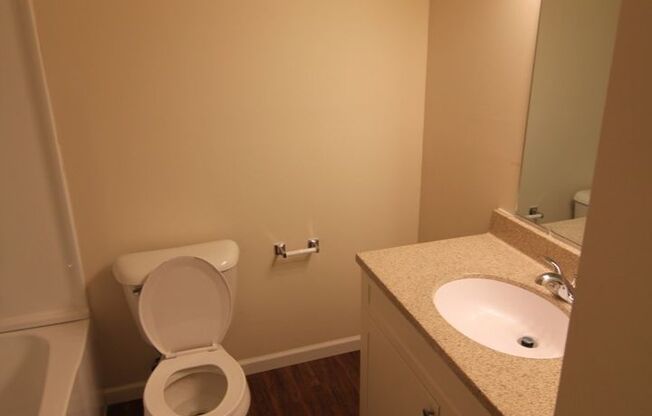 2 beds, 1.5 baths, 894 sqft, $1,499.99, Unit 10155-103