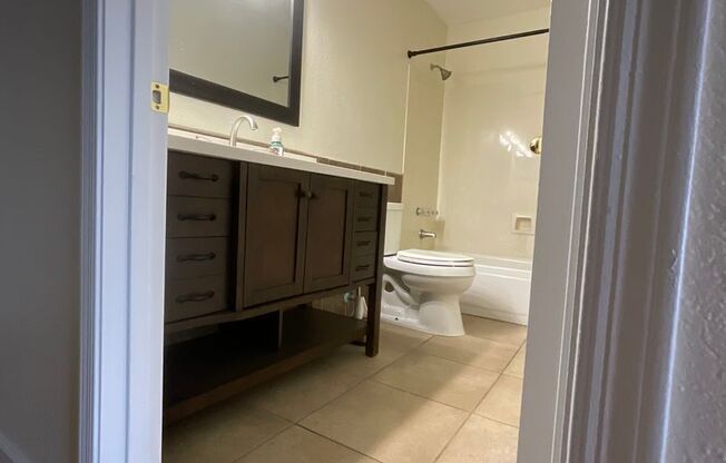 FANTASTIC 3 BED + POOL/RV GATE/WORKSHOP IN GILBERT *GILBERT/WARNER*