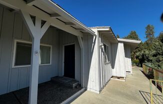 2 beds, 1 bath, $2,995