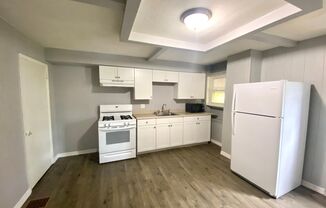 2 beds, 1 bath, $925