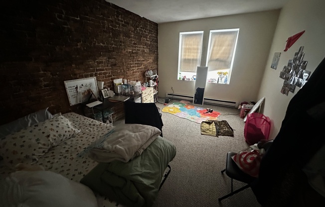 1 bed, 1 bath, $3,500, Unit 405