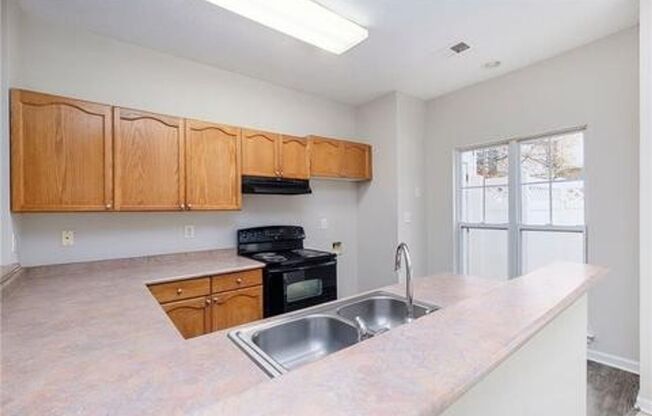 2 beds, 2.5 baths, $1,600