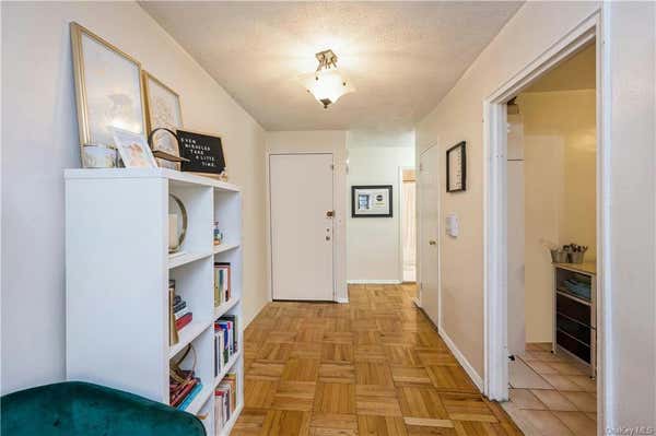 1 bed, 1 bath, 800 sqft, $2,100, Unit 3A