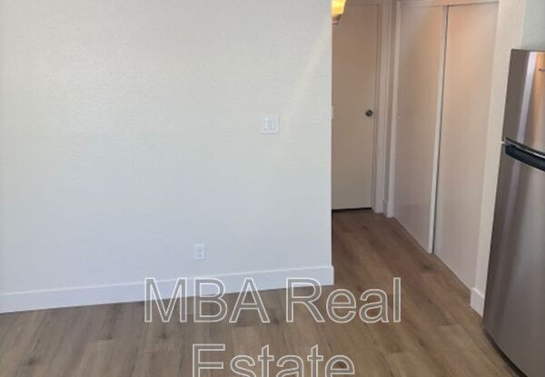 5040 N. 18th Ave #3