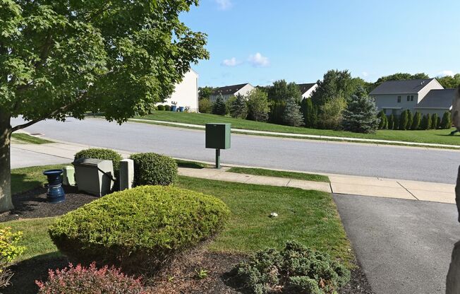 Beautiful 3 Bedroom Townhouse in Central Dauphin School District