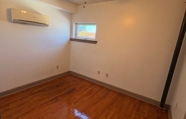 1 bed, 1 bath, $845, Unit APARTMENT 3