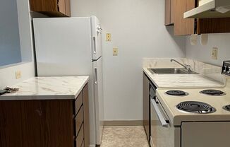 1 bed, 1 bath, $835, Unit 28