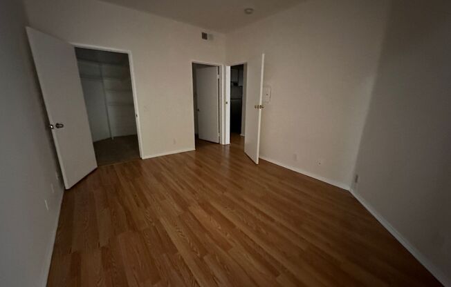 1 bed, 1 bath, 700 sqft, $2,100, Unit 111