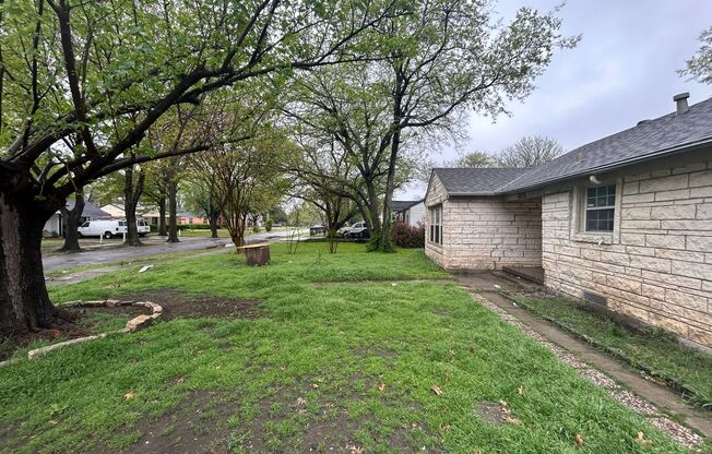 Experience the ultimate comfort of living in a 3-bedroom single-family home today!