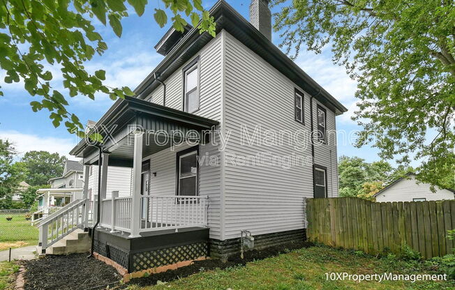 2014 FLORAL AVE