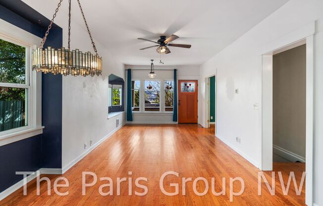 Adorable 3br, 2ba West Seattle Remodel * Beautiful Inside & Out * DT Seattle 12min