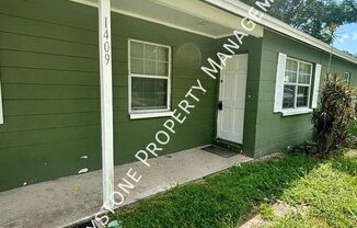 1409 E 108 AVE