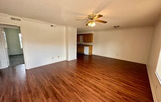 3 beds, 2 baths, 1,240 sqft, $1,250