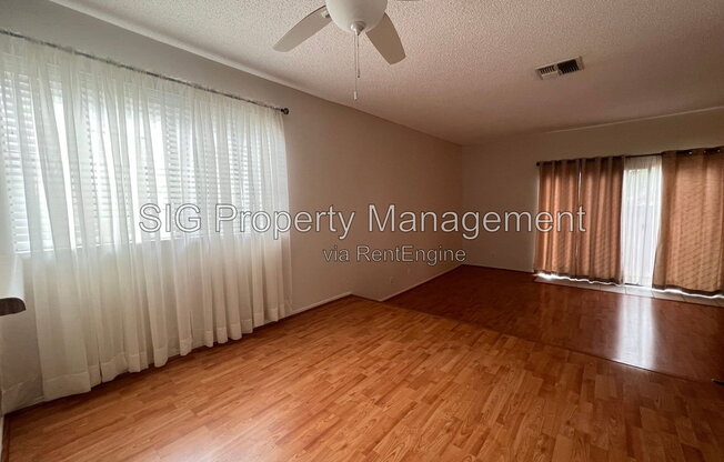 10480 SUNLAND BLVD
