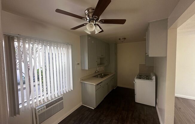 1 bed, 1 bath, 527 sqft, $1,825, Unit 02