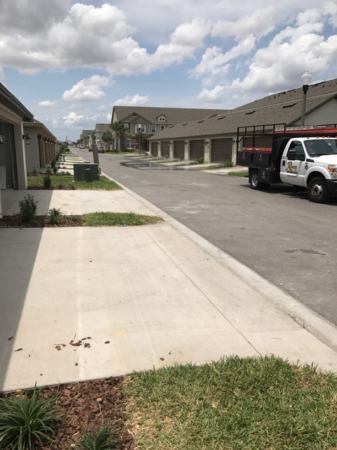 3 bedroom and 2 bathrooms townhome