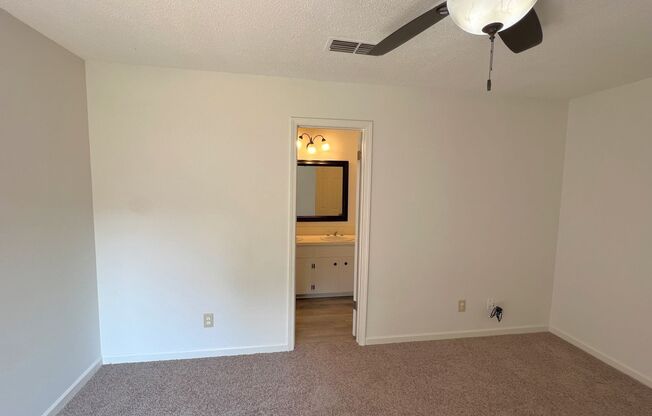 3 beds, 2 baths, $1,435