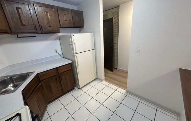 1 bed, 1 bath, $1,145, Unit 308