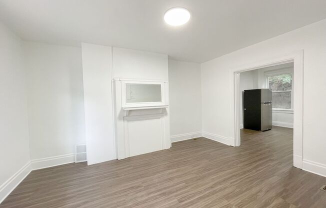 Available NOW - Renovated 2 Bedroom Row Home in Hazelwood!