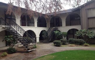 526 E. Barstow