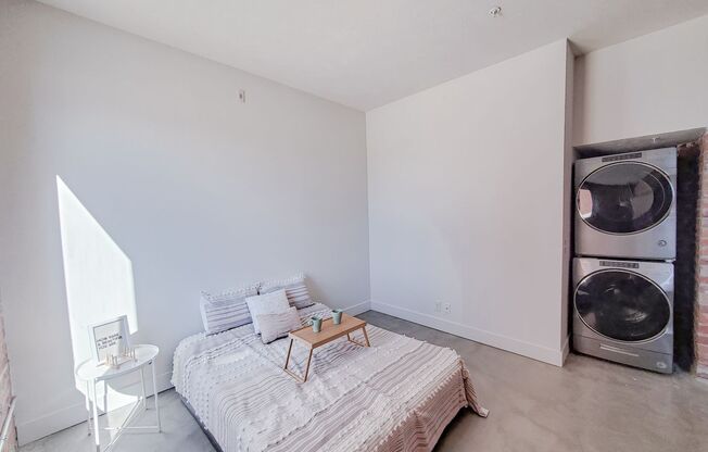 1 bed, 1 bath, 760 sqft, $1,345, Unit B204