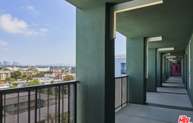 2 beds, 2 baths, 1,004 sqft, $5,395, Unit 732