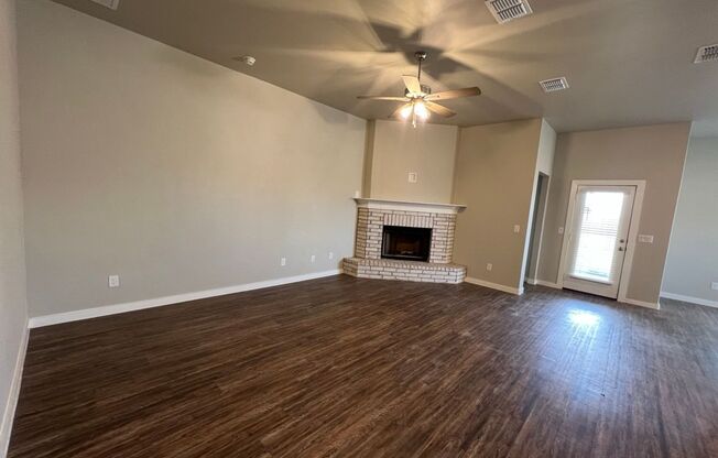 4 Bedroom Betenbough Home Available 2/15/25