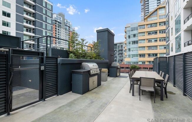 1 bed, 1 bath, $2,750