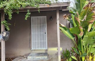 2 beds, 1 bath, $1,450, Unit C