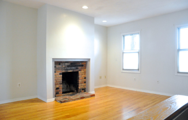 273 SUMNER ST