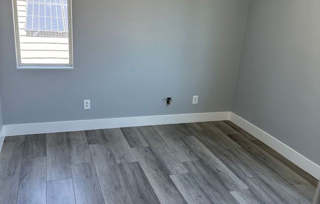 Newly Renovated 4 bedroom, 3 Bath with Pool